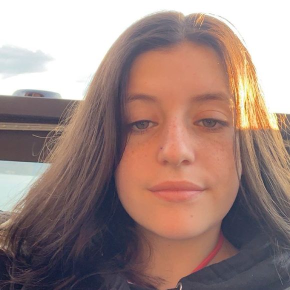 Meet your Posher, Julia - Picture 1 of 1